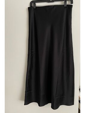 White House Black Market Brand Black Satiny Slip (fully lined) Skirt (size 8)